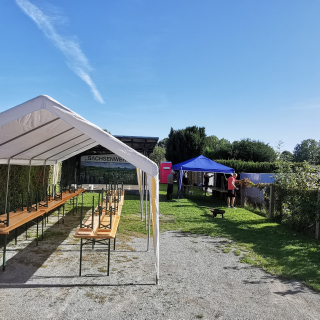 Vereins- und Buffetzelt